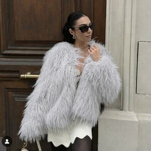 ZARA FAUX FUR GREY COAT SIZE S